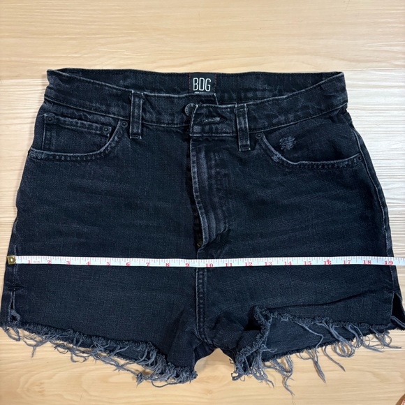 BDG UO Dark Gray Jean Shorts Frayed Hem High‑Rise Denim Women’s Size 28 - Picture 11 of 15
